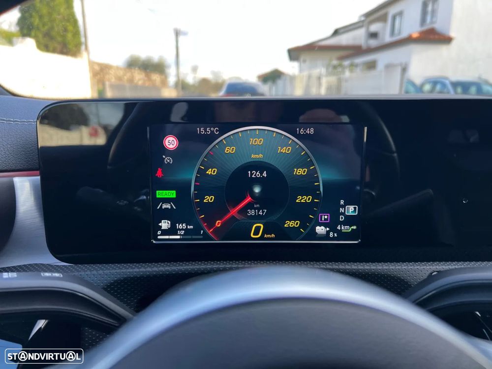 Mercedes-Benz A 250 e 8G-DCT Edition AMG Line - 27