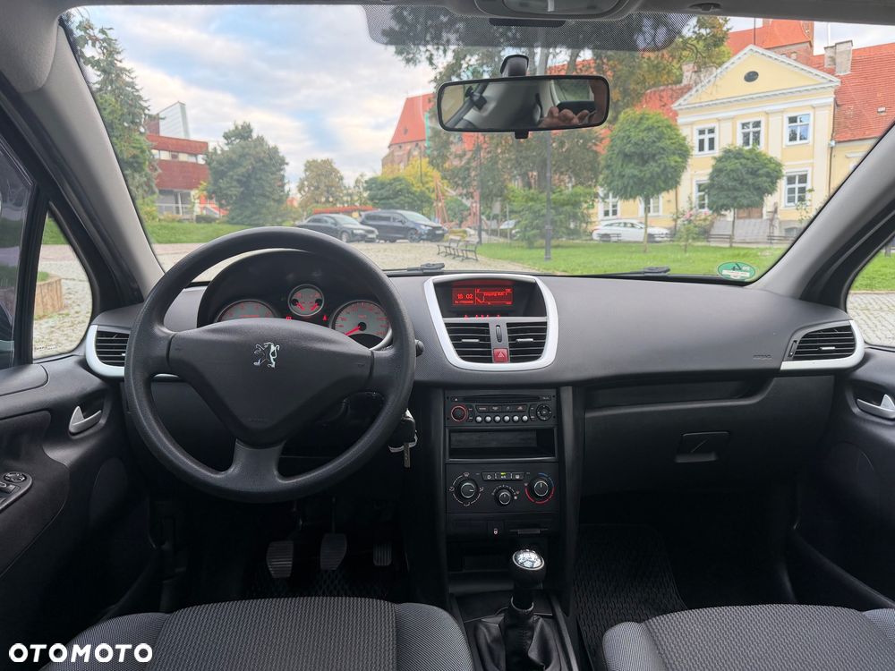 Peugeot 207 95 VTi Premium - 37