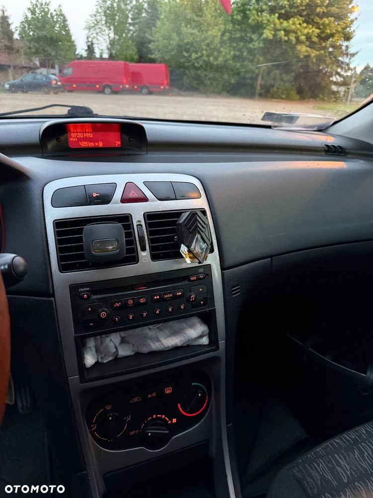Peugeot 307 - 11