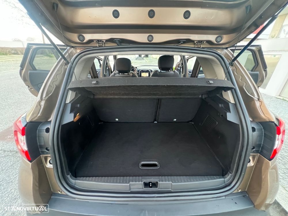 Renault Captur 0.9 TCE Exclusive - 37