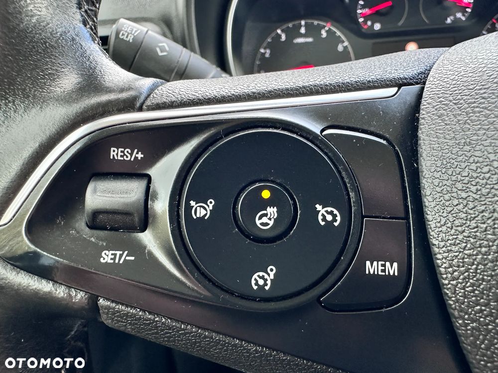 Opel Combo 1.5 CDTI Enjoy S&S - 31