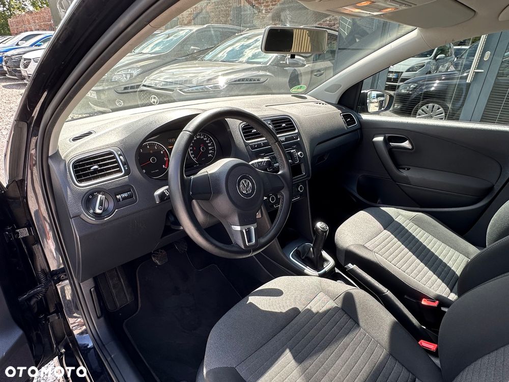 Volkswagen Polo 1.2 Blue Motion Technology Comfortline - 12