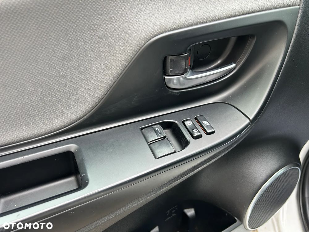 Toyota Yaris 1.5 VVT-i Comfort - 14