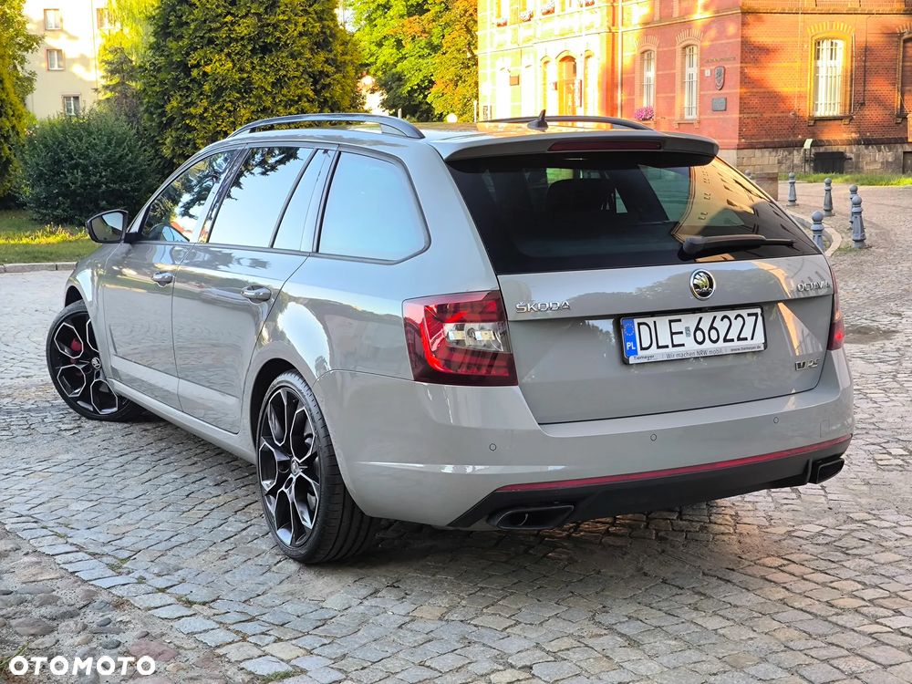 Skoda Octavia 2.0 TSI RS 245 DSG - 12