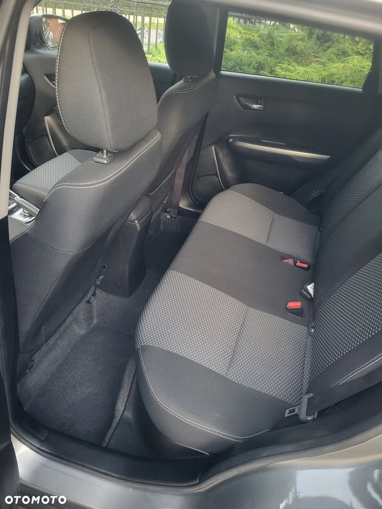 Suzuki Vitara 1.0 Boosterjet Premium 4WD - 13