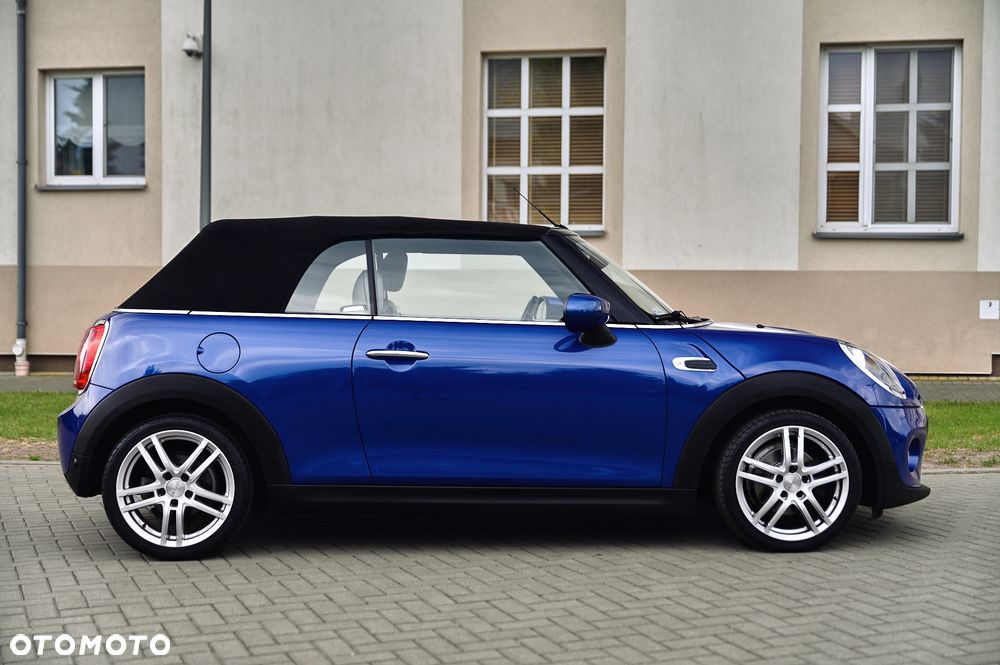 MINI Cooper Sidewalk Edition - 13