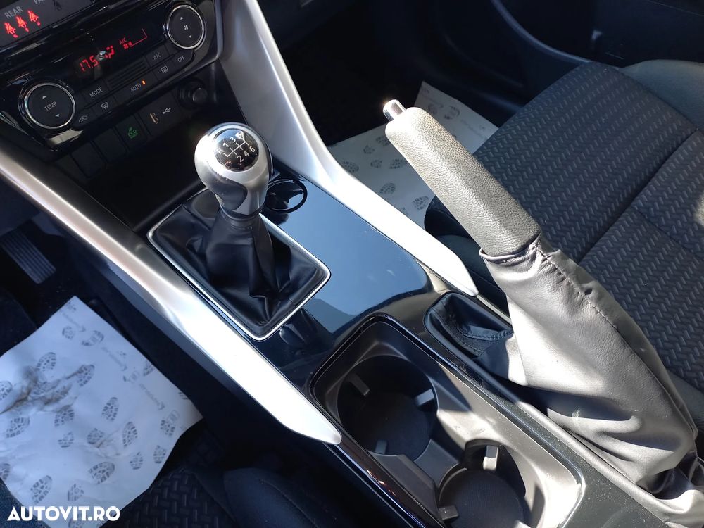 Mitsubishi Eclipse-Cross 1.5-litre 16-valve DOHC MIVEC Inform - 26