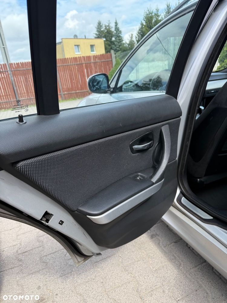BMW Seria 3 320d DPF - 14