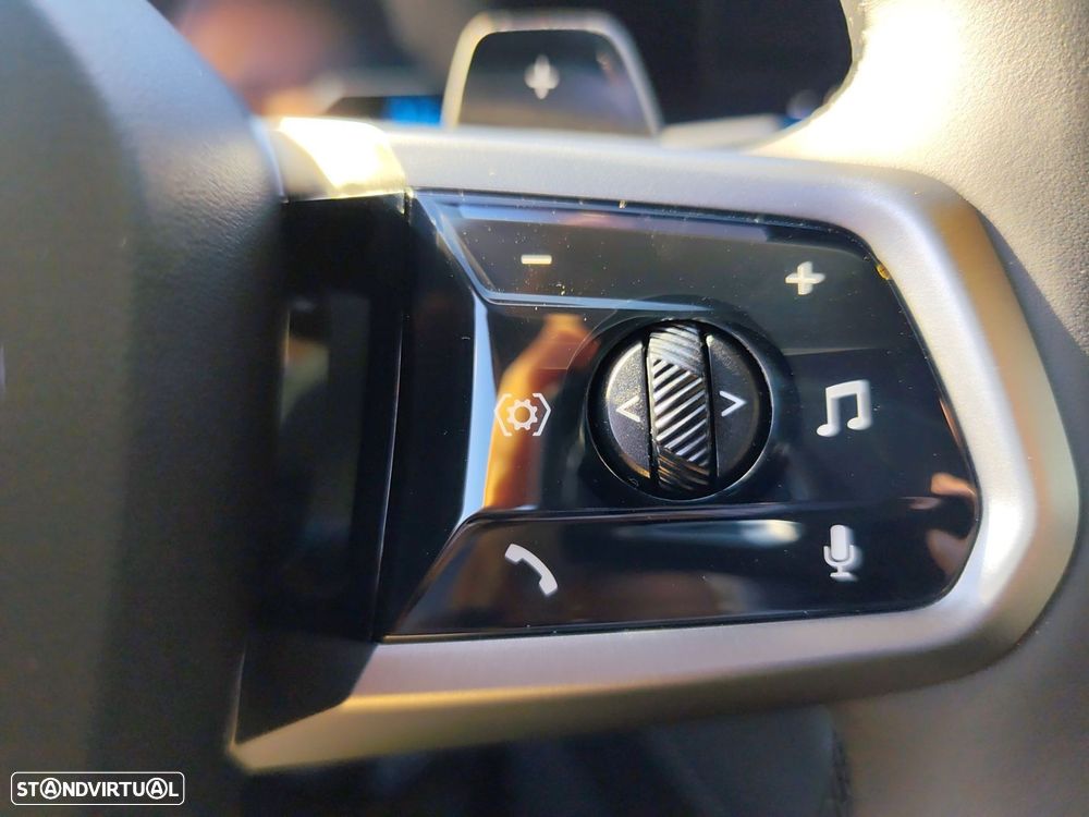 BMW 530 e Pack Desportivo M - 19