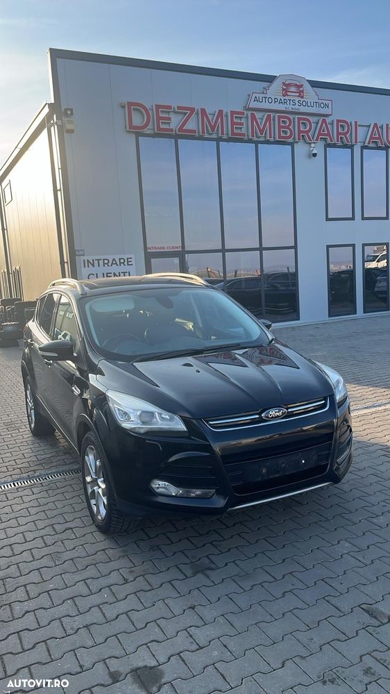 Dezmembram Ford Kuga 2.0 diesel 4x4 din 2014 - 2