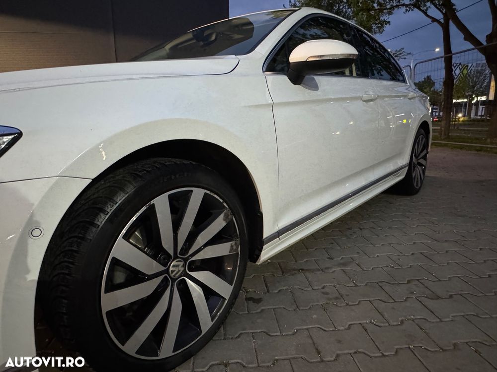Volkswagen Passat - 10