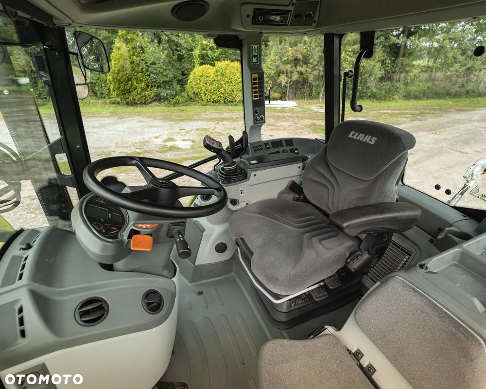 Claas Arion 420 - 15