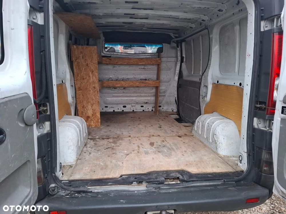 Opel Vivaro - 6