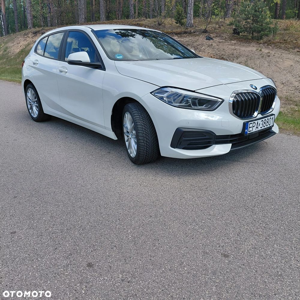 BMW Seria 1 118i - 3