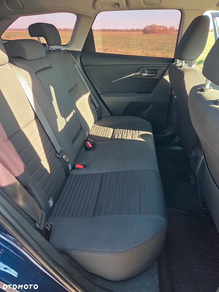 Toyota Auris 1.6 Comfort - 17
