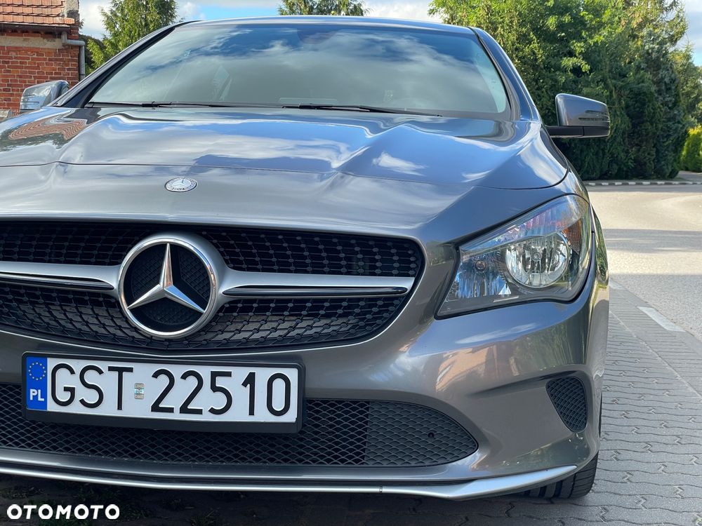 Mercedes-Benz CLA 180 d Shooting Brake - 7