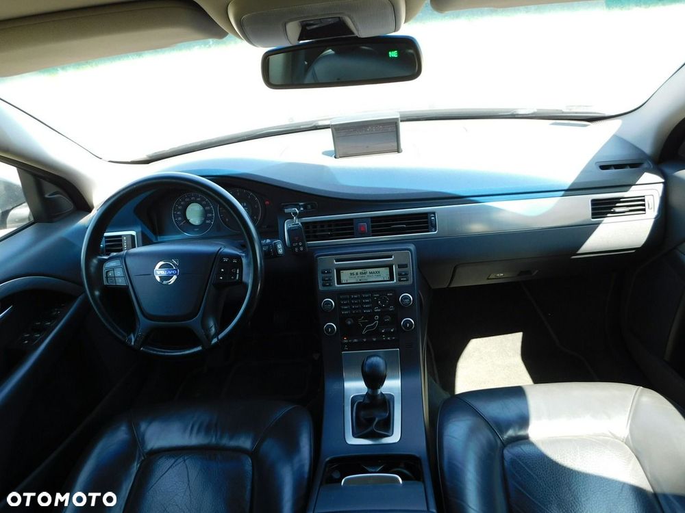 Volvo V70 2.0D Momentum - 7