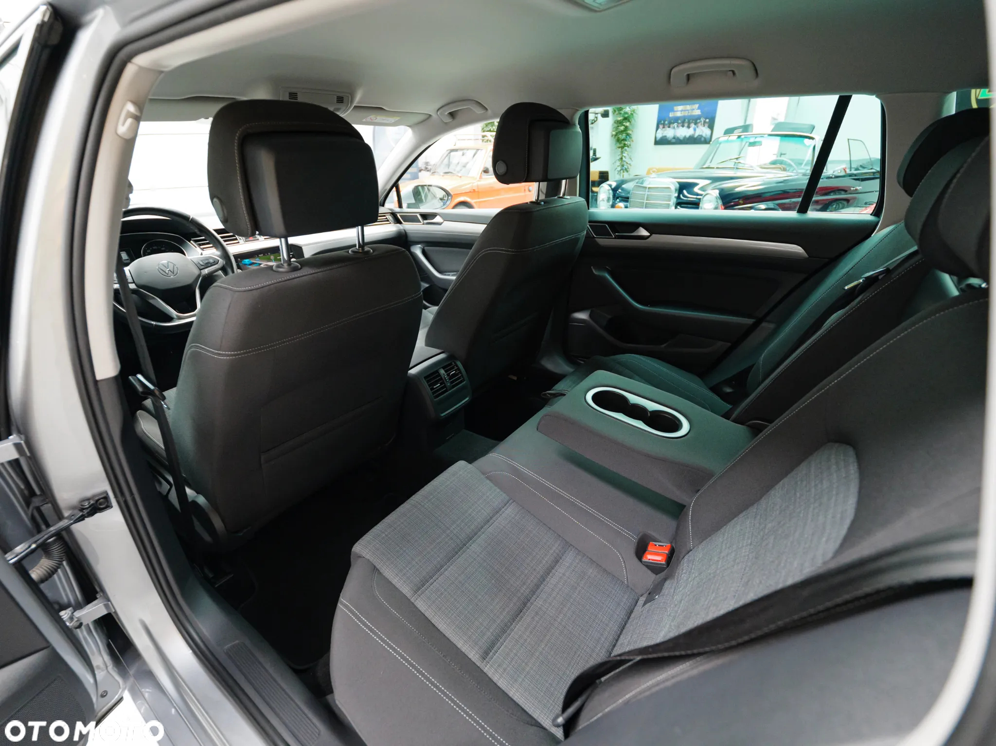 Volkswagen Passat 2.0 TDI EVO Business DSG - 18