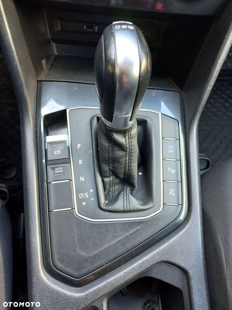 Volkswagen Tiguan - 23