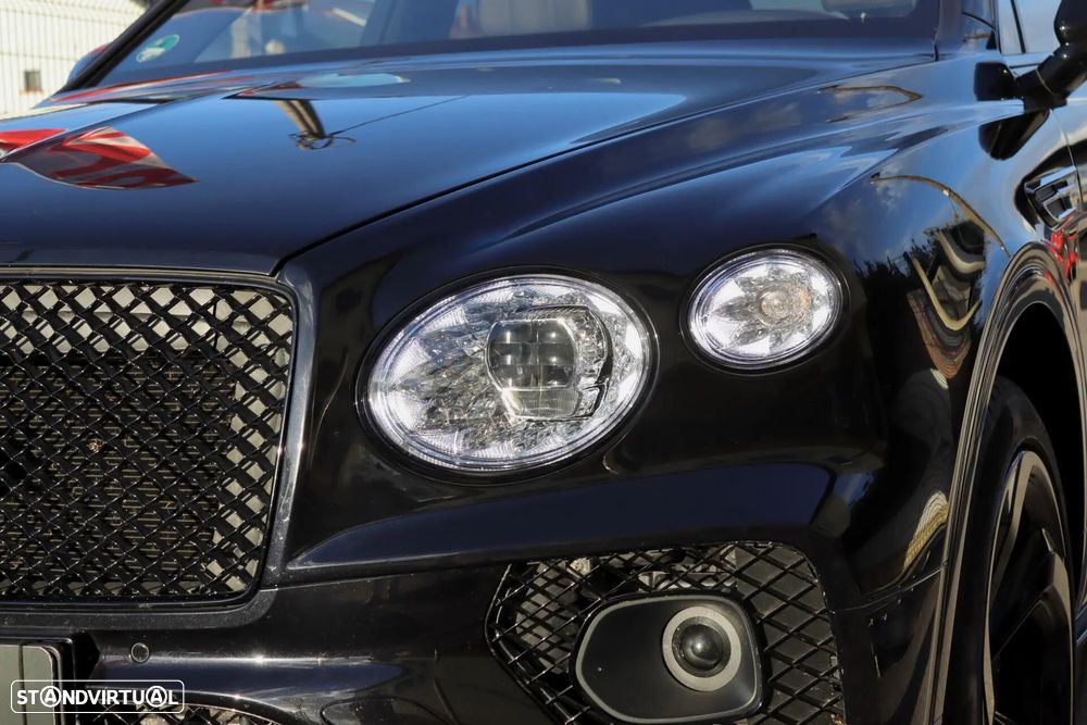 Bentley Bentayga V8 S Black Edition - 12