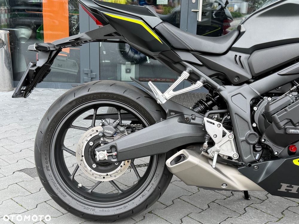 Honda CBR - 6