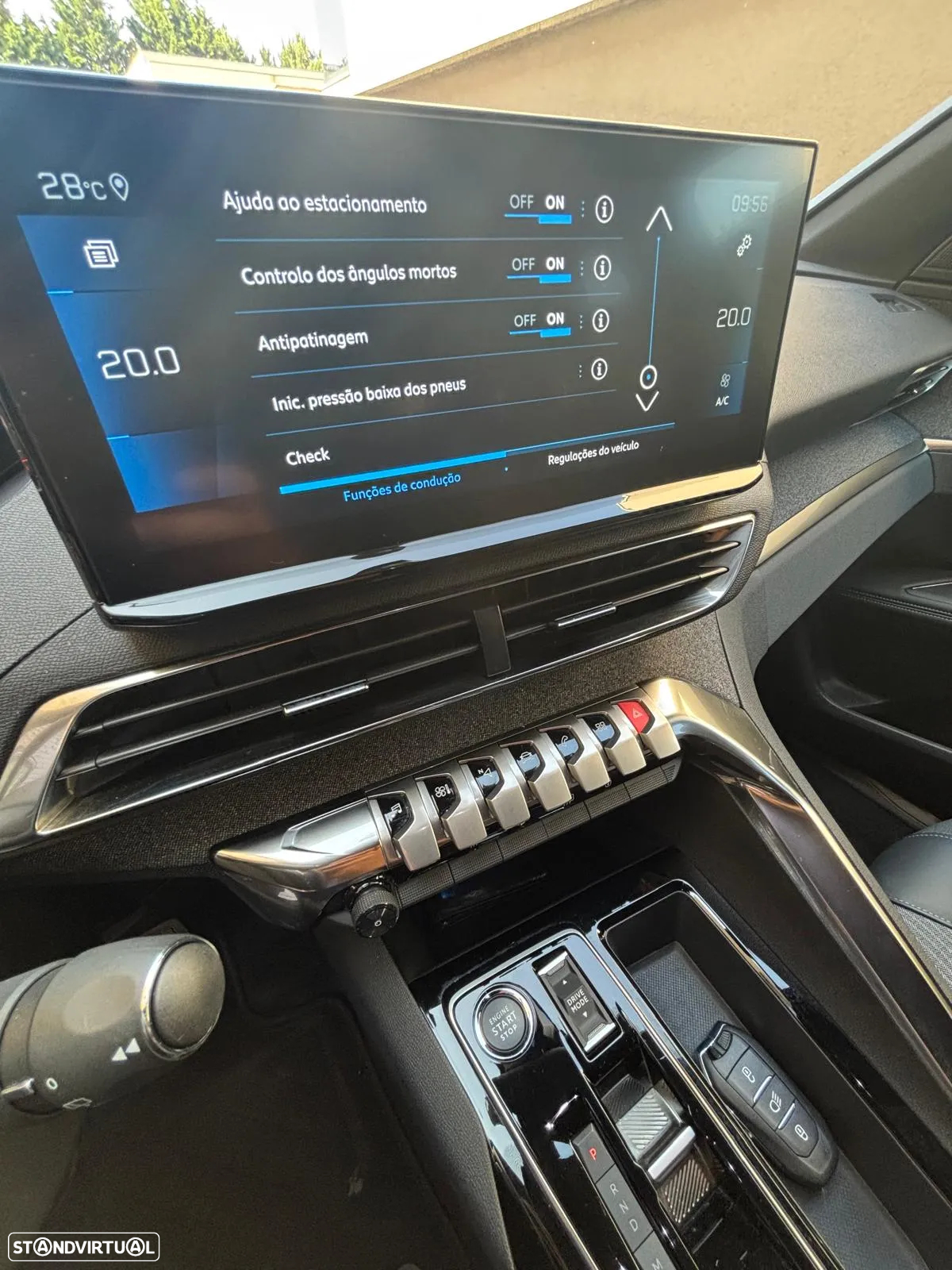 Peugeot 3008 1.5 BlueHDi Allure Pack EAT8 - 16