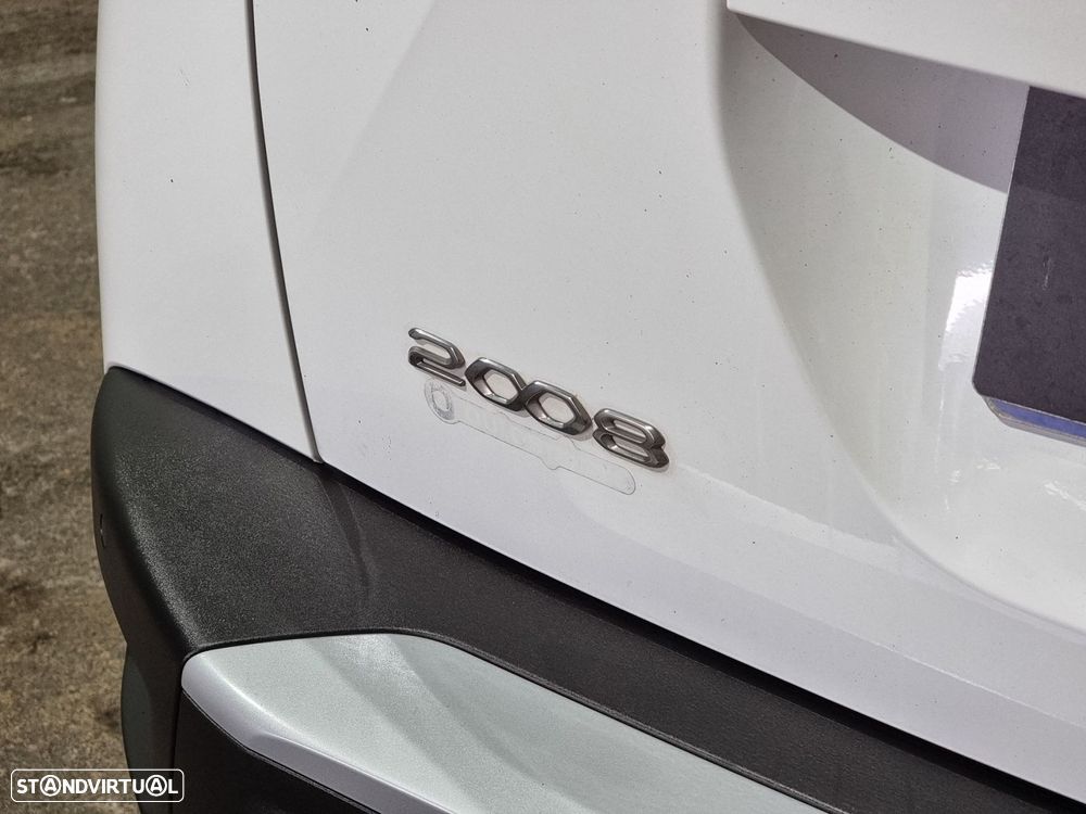 Peugeot 2008 1.5 BlueHDi Allure Pack EAT8 - 31