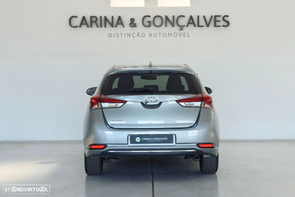 Toyota Auris 1.4 D-4D Comfort - 16