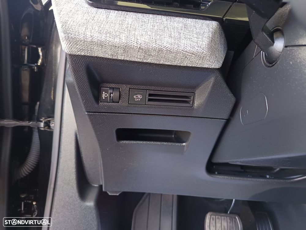 Peugeot 3008 1.2 Hybrid Allure Pack e-DCS6 - 40