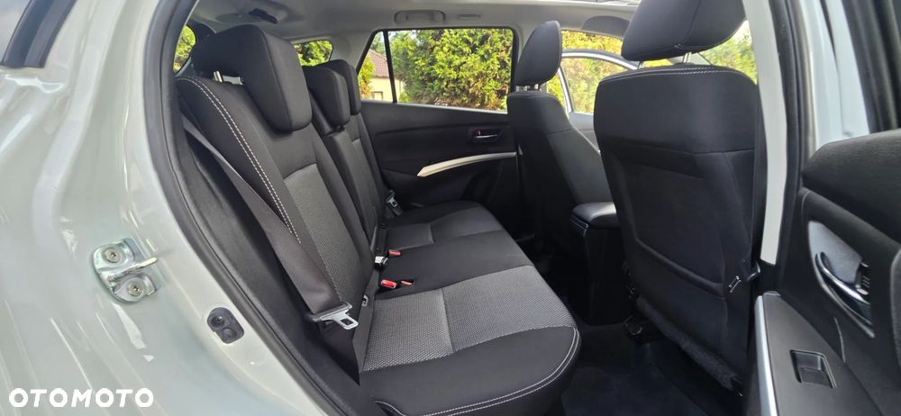 Suzuki SX4 S-Cross 1.6 VVT CVT 4x2 Comfort - 35