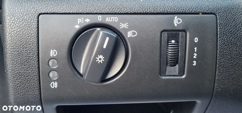 Mercedes-Benz Klasa A 180 CDI Autotronic Elegance - 32