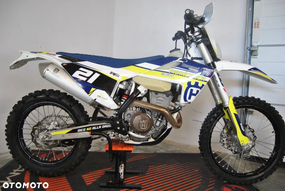 Husqvarna FE - 11