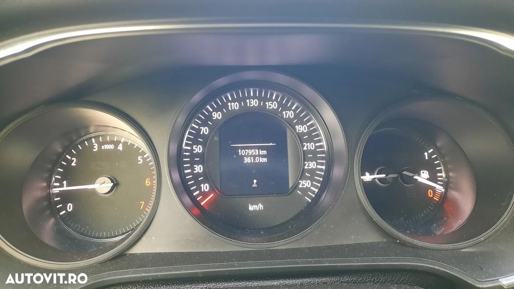 Renault Megane TCe Business - 7