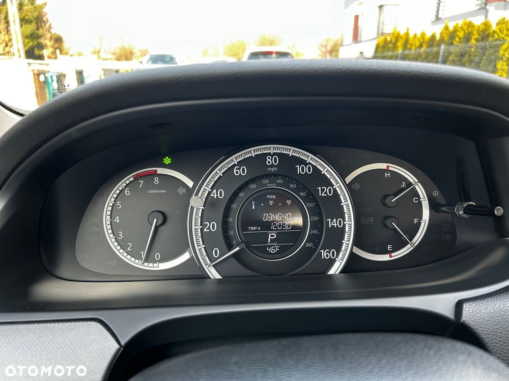 Honda Accord 2.4 LX - 11