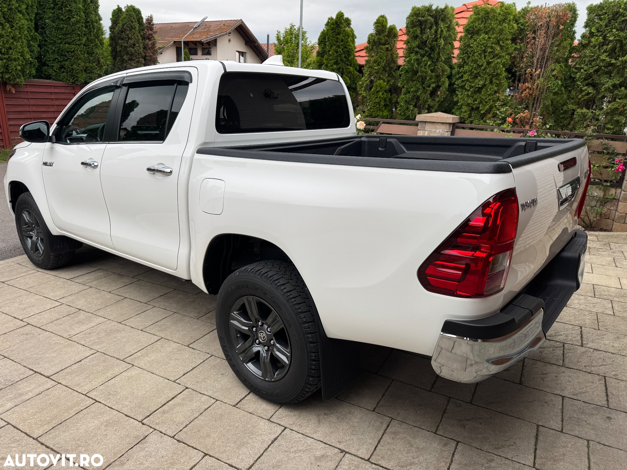 Toyota Hilux - 5