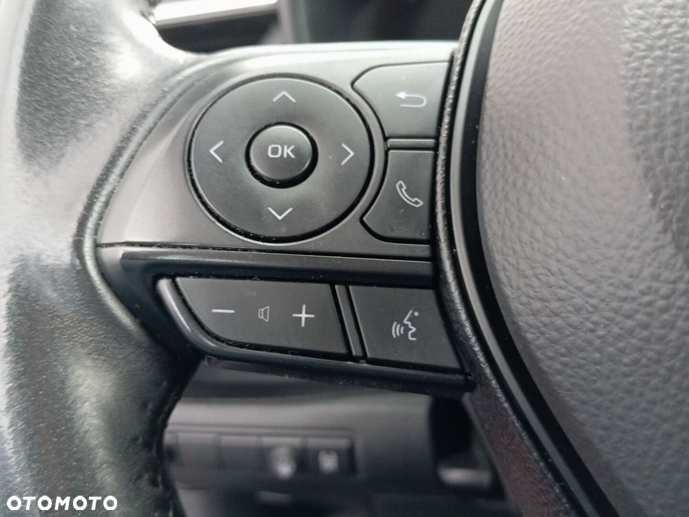 Toyota Corolla - 12