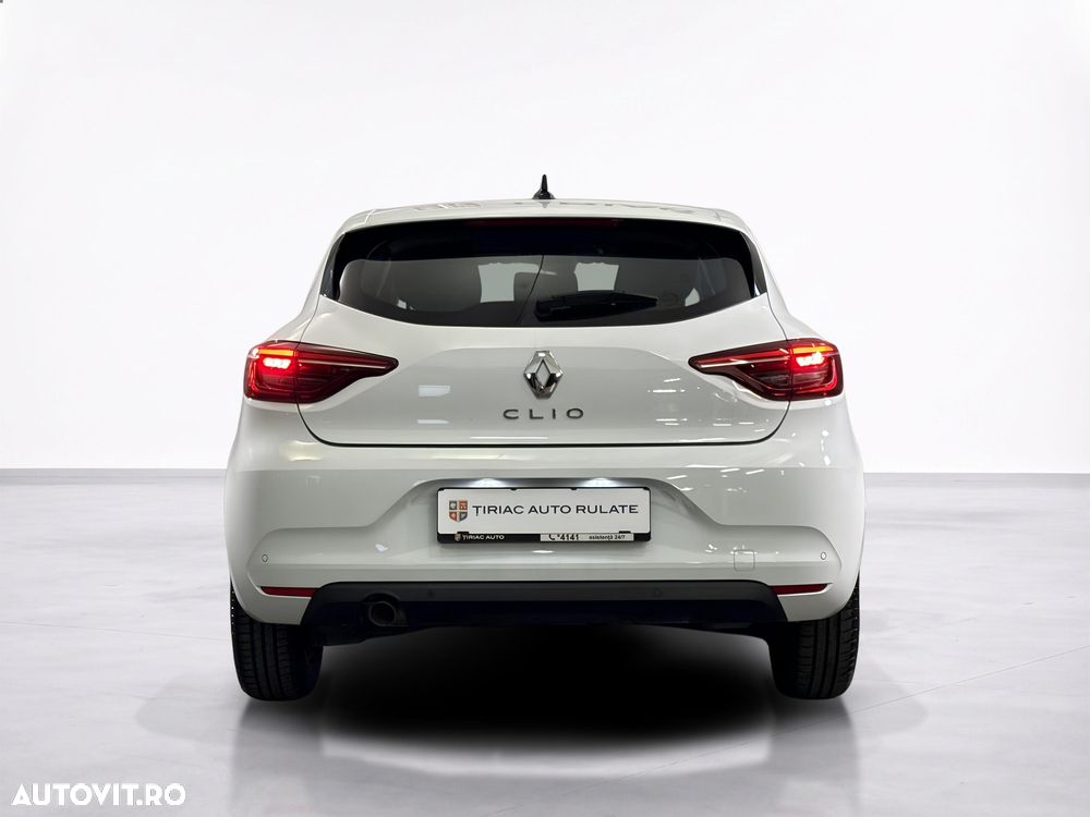 Renault Clio - 5