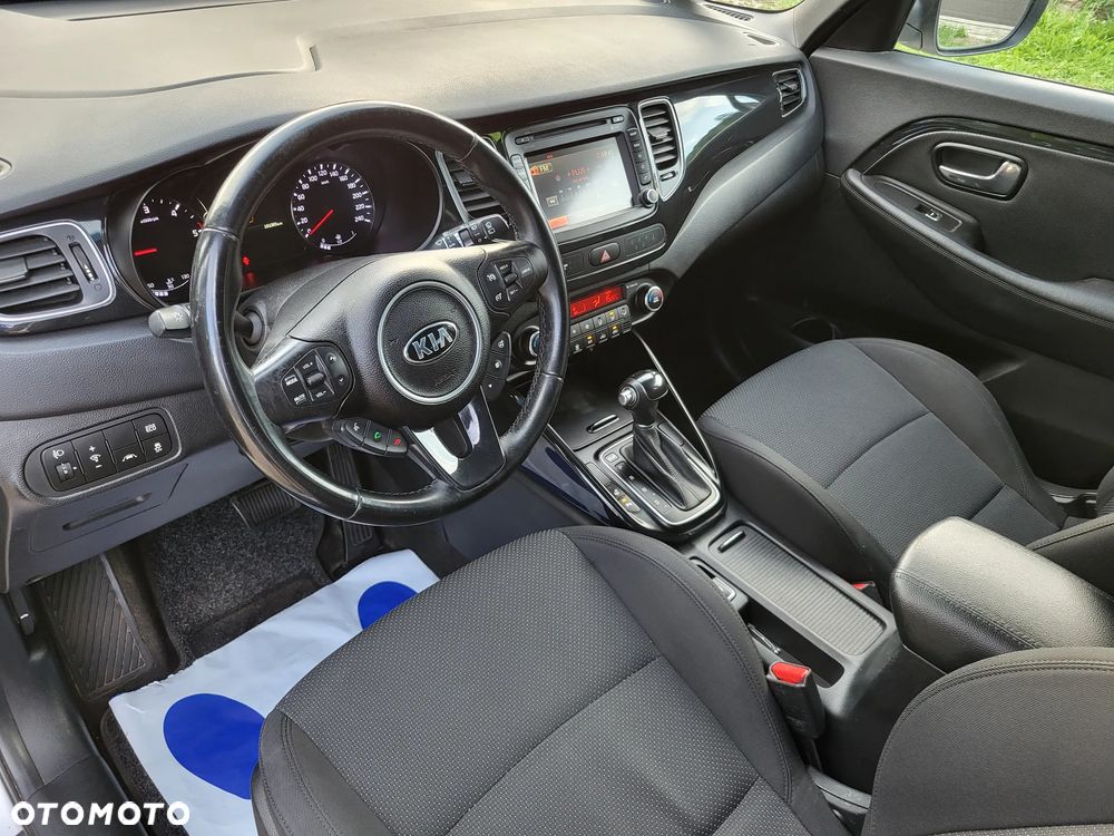 Kia Carens 1.7 CRDi 141 Dream Team Edition - 9