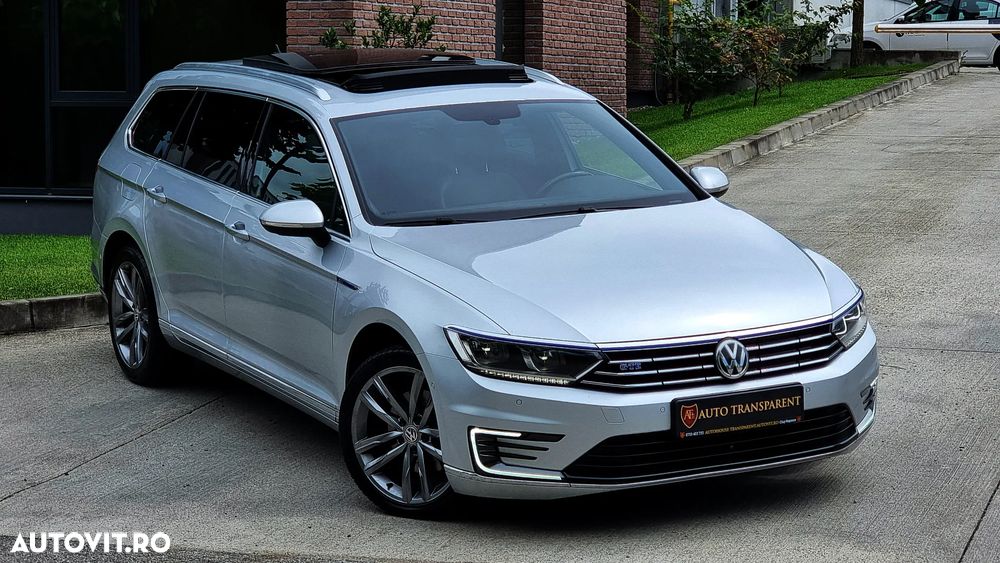 Volkswagen Passat - 4