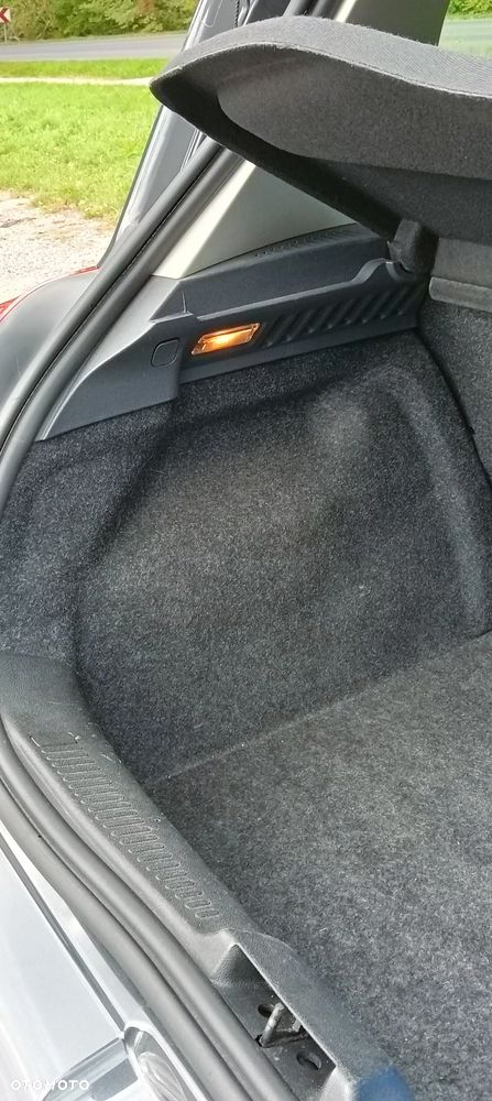 Renault Clio - 9