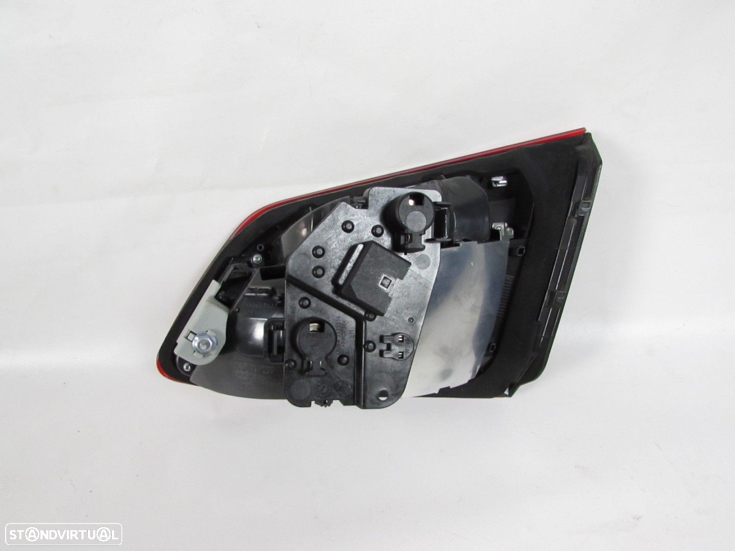 Farolim da mala Esquerdo Seminovo/ Original BMW 2 Active Tourer (F45) 6321731103... - 2