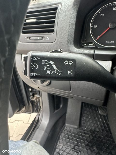 Volkswagen Golf 1.9 TDI Tour - 25