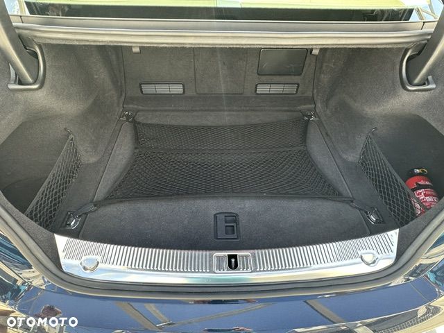 Audi S8 - 15