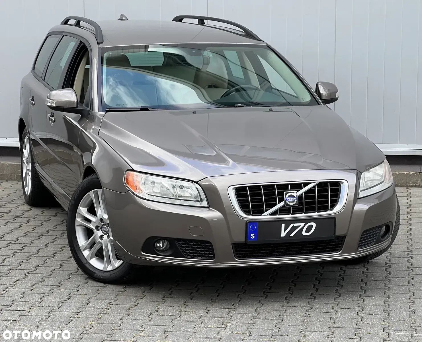 Volvo V70 - 1
