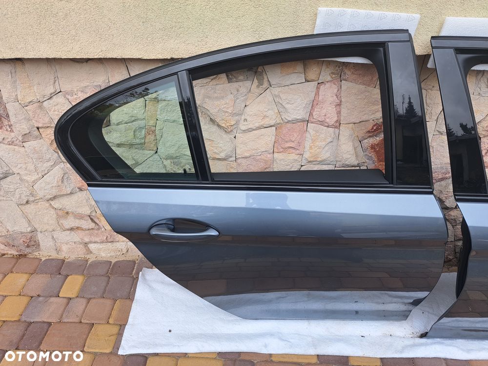 Drzwi prawe przód + tył BMW 5 g30 Blue stone C2Y  stan ideał bez rys - 2