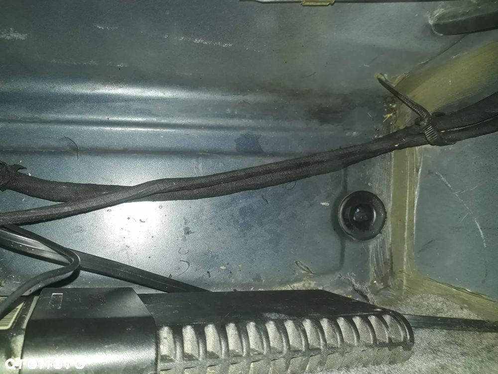 Mercedes-Benz Klasa E 420 Elegance - 27