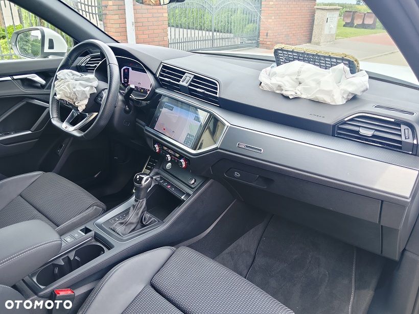 Audi Q3 Sportback 35 TDI S tronic S line - 17