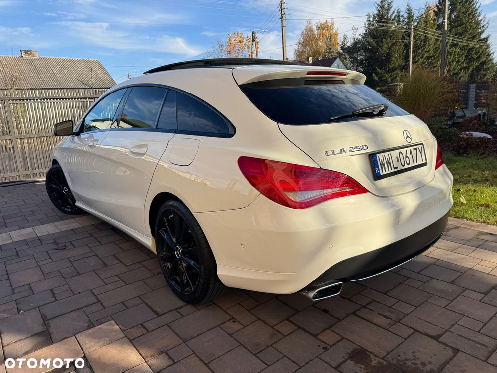 Mercedes-Benz CLA 250 7G-DCT - 37
