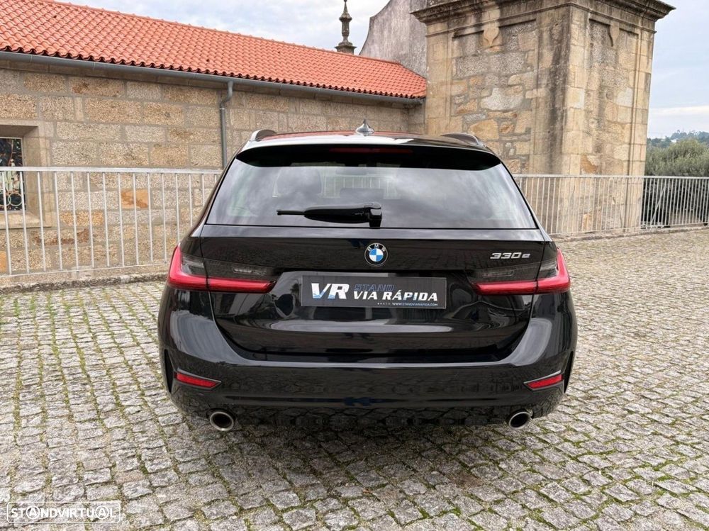 BMW 330 e Touring Corporate Edition Auto - 6