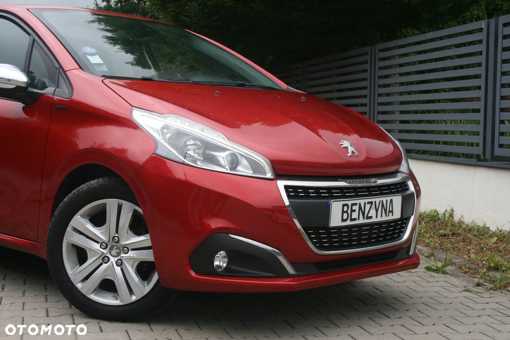 Peugeot 208 1.2 PureTech Allure - 1